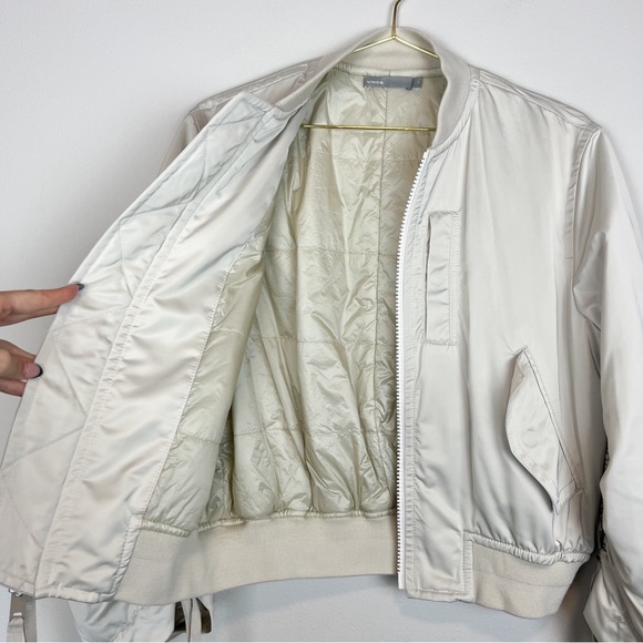 Vince Ruched Sleeve Satin Parachute Bomber Jacket Chalet Ivory Cream Size Small - Picture 14 of 16